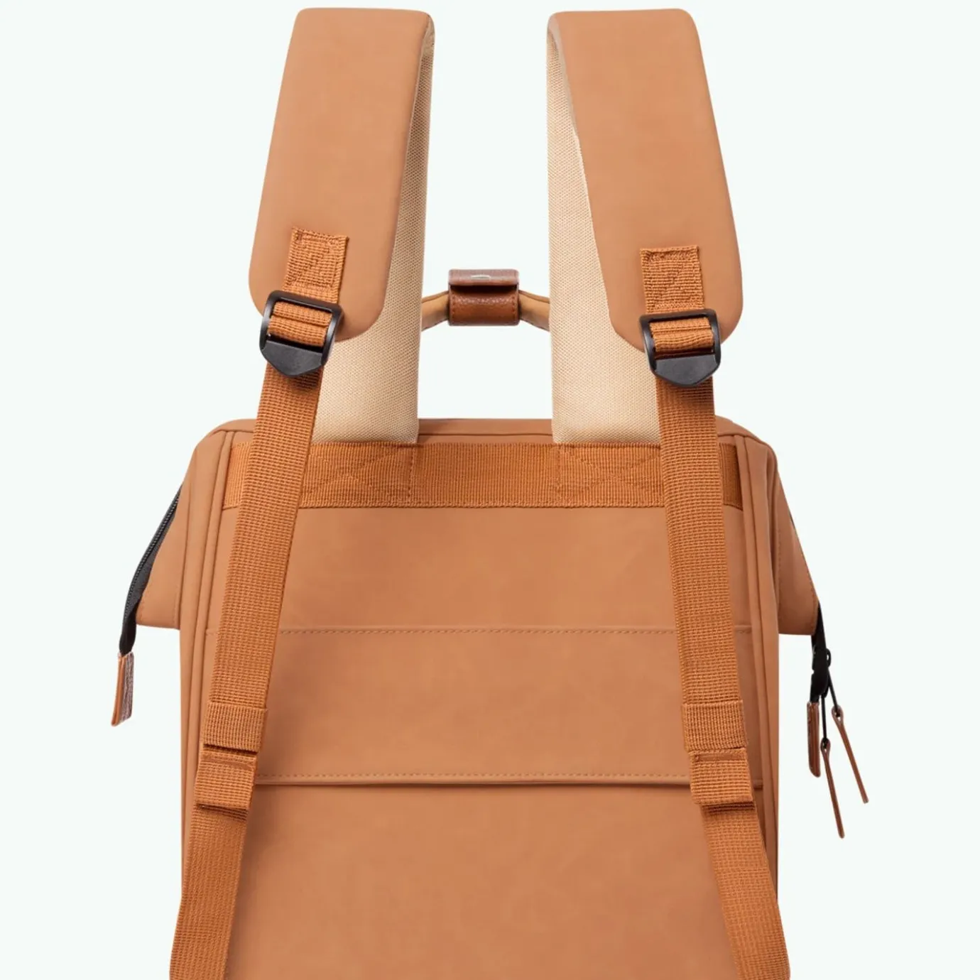 Medium Adventurer | Cabaïa Adventurer Camel