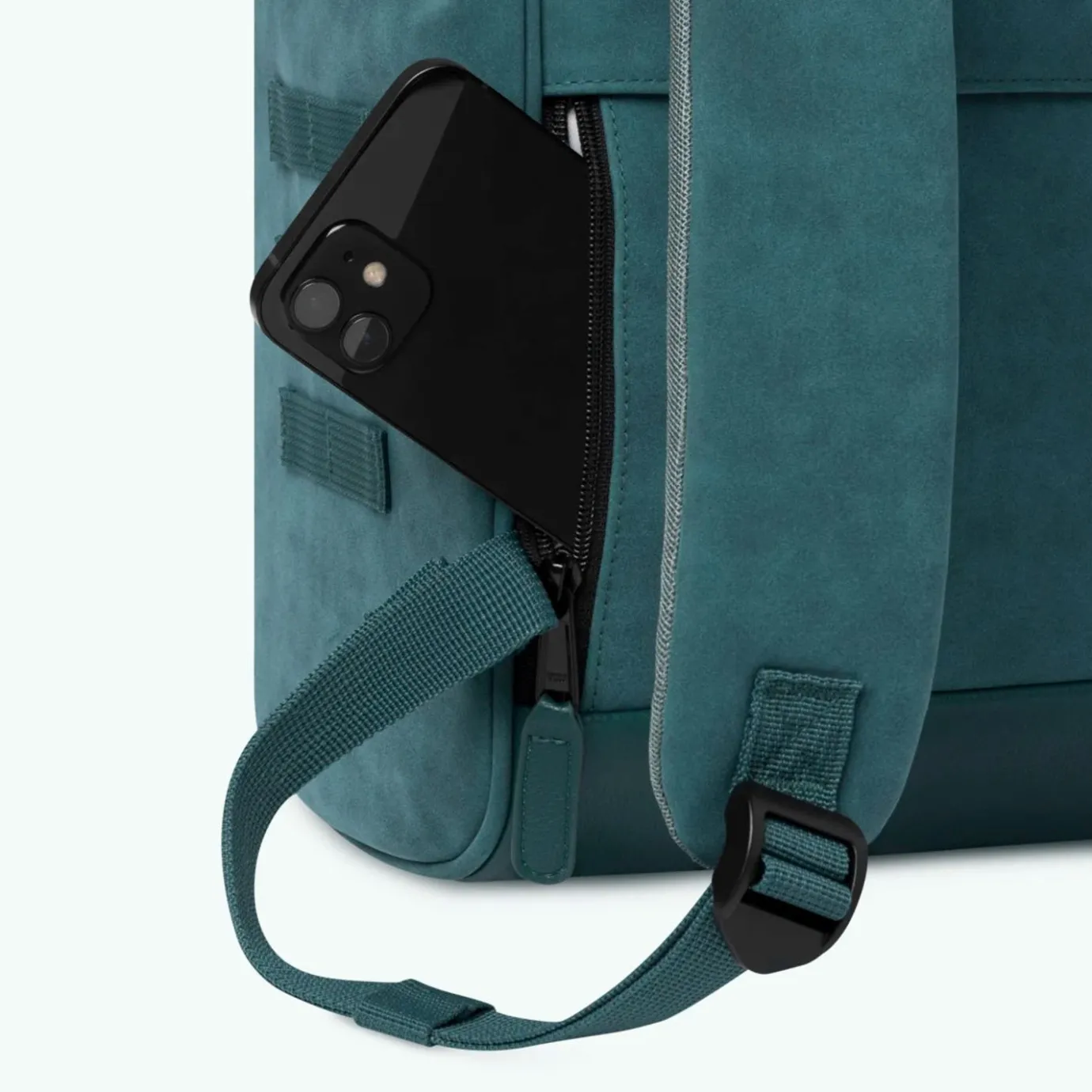 Medium Adventurer | Cabaïa Adventurer Green Dark Green