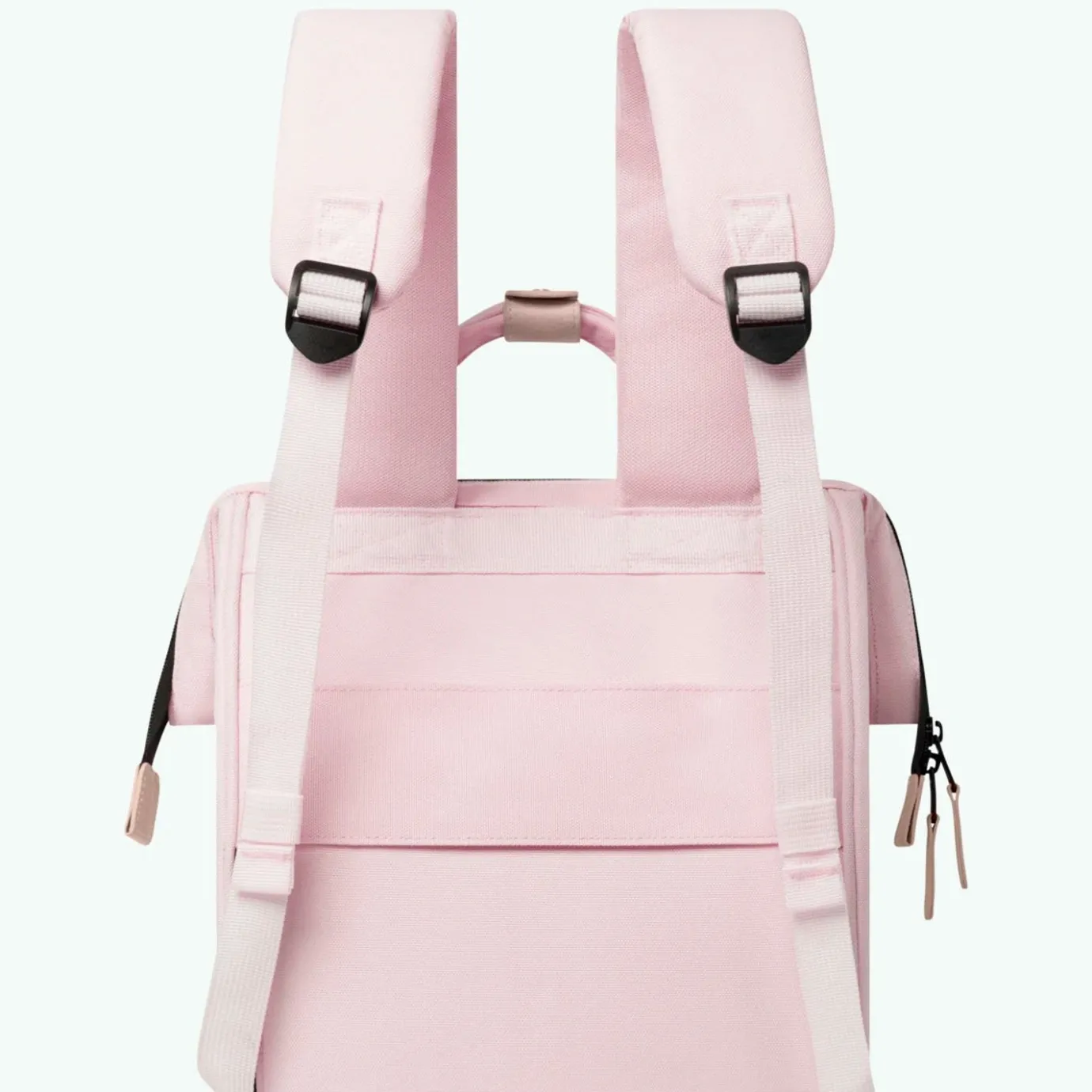 Medium Adventurer | Cabaïa Adventurer Light Pink