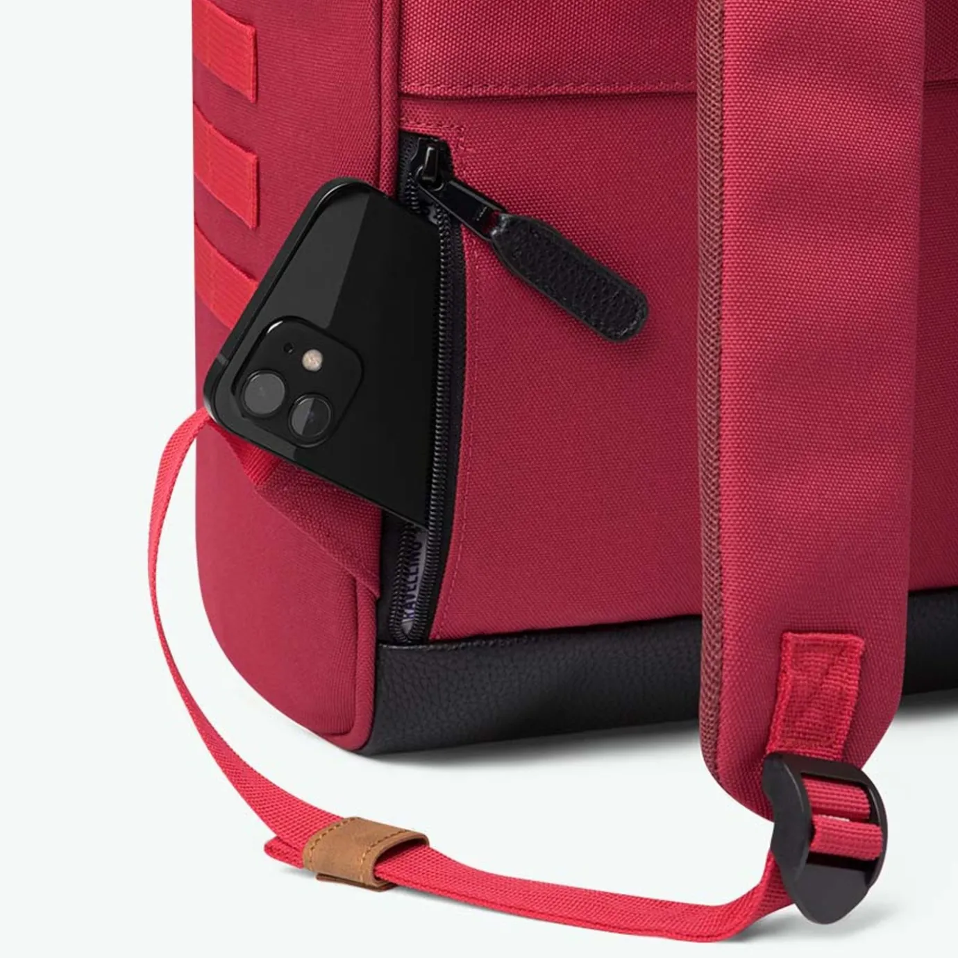 Large Adventurer | Cabaïa Adventurer Red Black