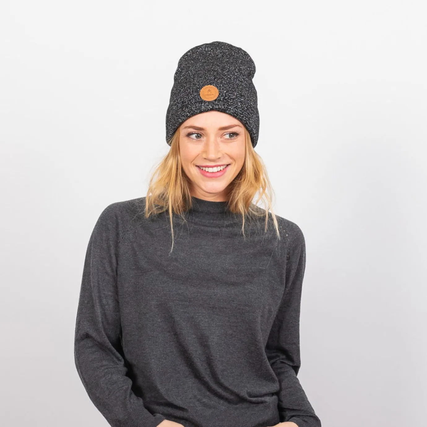 Beanies Without Bobbles | Cabaïa Jungle Juice Black Lurex